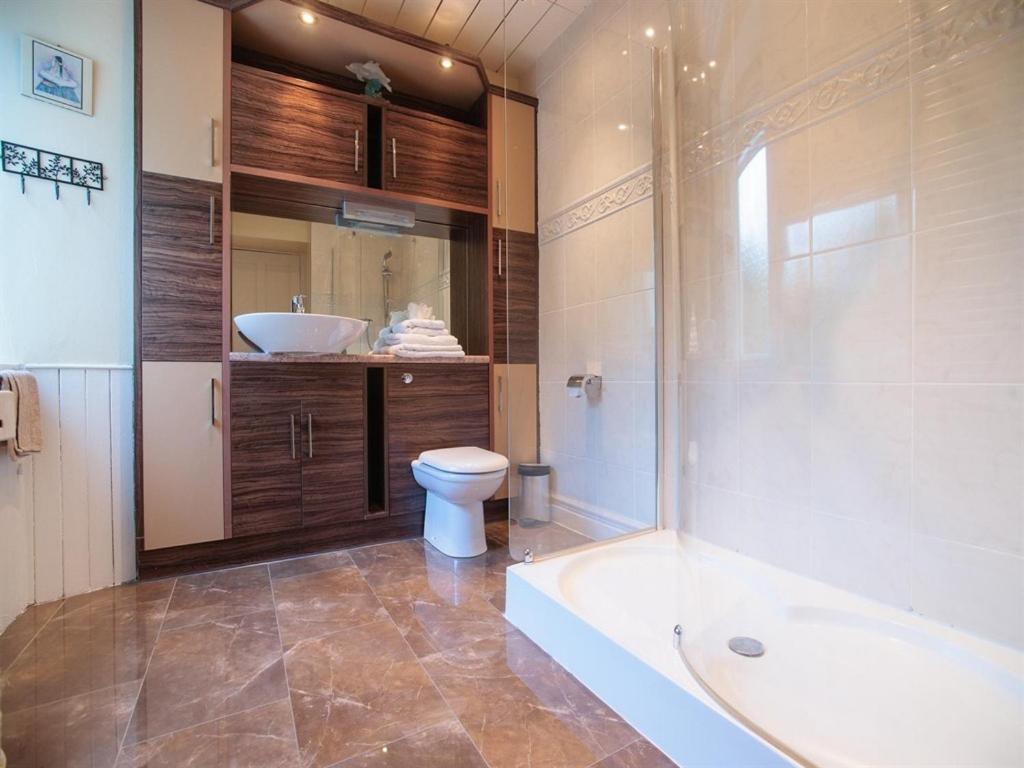 Busby Apartments Glasgow Dış mekan fotoğraf