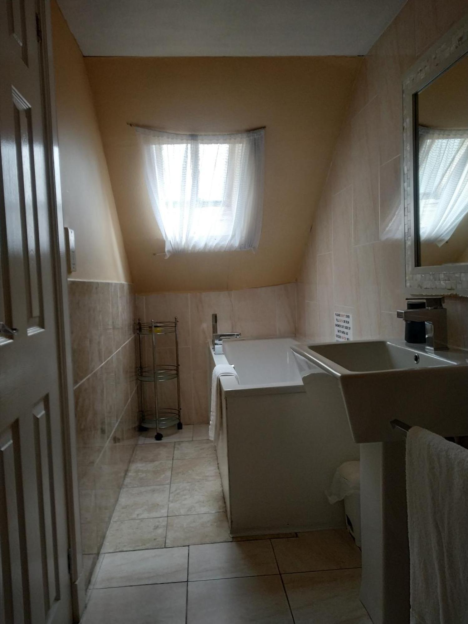 Busby Apartments Glasgow Dış mekan fotoğraf