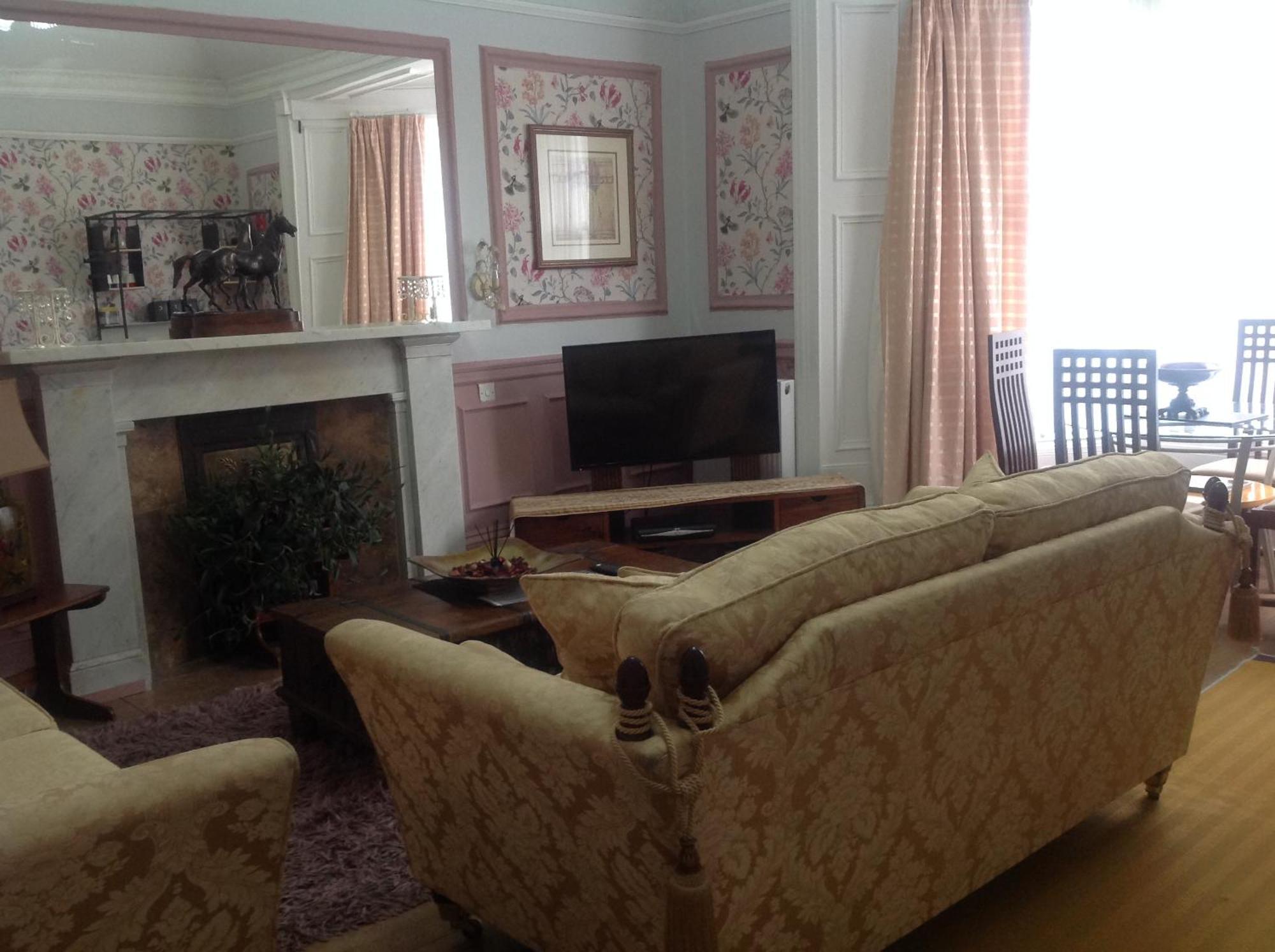 Busby Apartments Glasgow Dış mekan fotoğraf